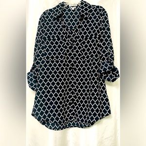 Women’s Portofino Black/white shirt . Never been worn. Medium